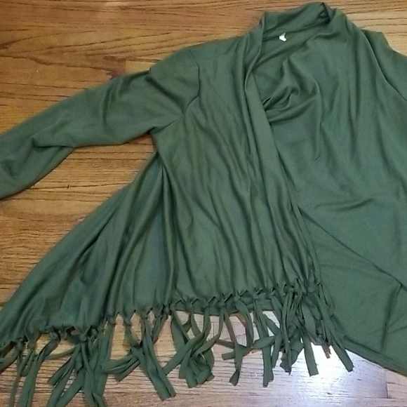 Sweater - Picture 3 of 8